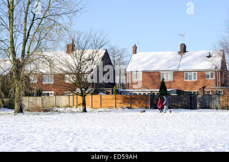 Hucknall, Nottinghamshire, UK. 28. Dezember 2014. UK-Wetter: Temperaturen Gefrierpunkt weiter in den East Midlands. Bildnachweis: IFIMAGE/Alamy Live-Nachrichten Stockfoto