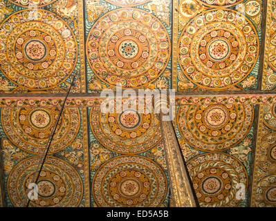 Decke des buddhistischen Klosters Wewurukannala Vihara in Dickwella, südlichen Provinz, Sri Lanka, Asien. Stockfoto