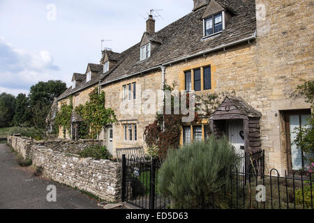 Brücke Cottage Lower Slaughter englischen Cotswolds, Gloucestershire Stockfoto