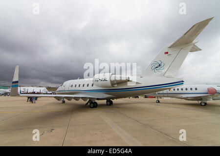 ISTANBUL Türkei 27. September 2014 Bombardier Challenger 604 Istanbul Airshow stattfindenden Flughafen Istanbul-Atatürk Stockfoto