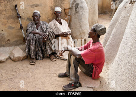 Chief (König) Zotentaar-SuhbaZaa der Talensi Stamm, Priester und Missionar, Tongo, Ghana Stockfoto