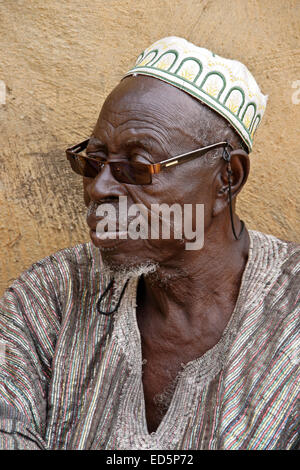 Chief Zotentaar-SuhbaZaa des Stammes Talensi, Tongo, Ghana Stockfoto