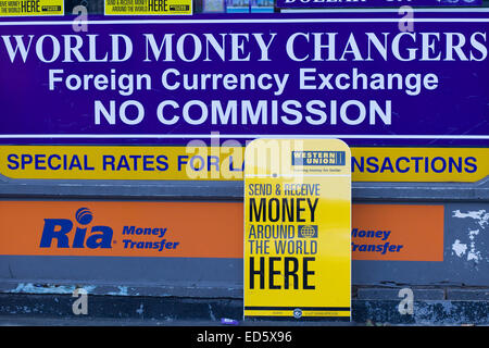 Welt-Geld-Wechsler öffentlichen Devisen in London England Stockfoto