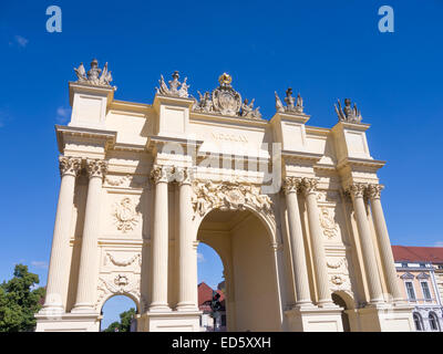 Brandenburger Tor in Potsdam im Sommer Stockfoto