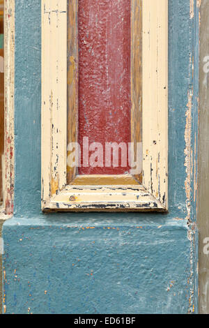 Faded Lackierung an einem Gebäude in Eureka City Humboldt County Kalifornien USA Stockfoto