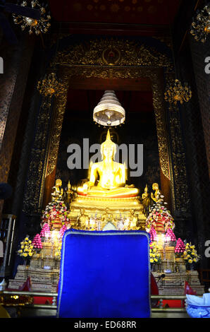 Buddha im Wat Bowonniwet Vihara oder Wat Bowon befindet sich in Bangkok Thailand. Stockfoto
