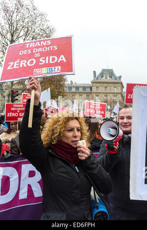 Paris, Frankreich, Trans Activist Group, Acceptess-T, hiv AIDS Activists, 'Dezember 1', 'Welt-Aids-Tag' Frauendemonstration, auf der Straße halten Banner aktiv-Protestschilder, Acceptess-T NRO, Homophobie-Transphobie, Transgender-Rechte Stockfoto