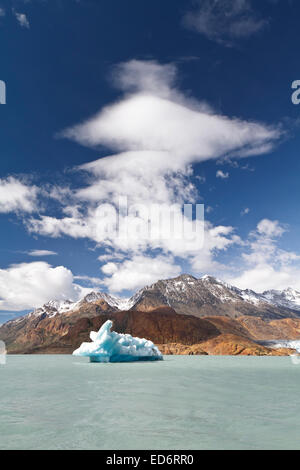 Großen Eisbergs von Viedma Gletscher auf See Viedma in Argentinien, Patagonien Stockfoto