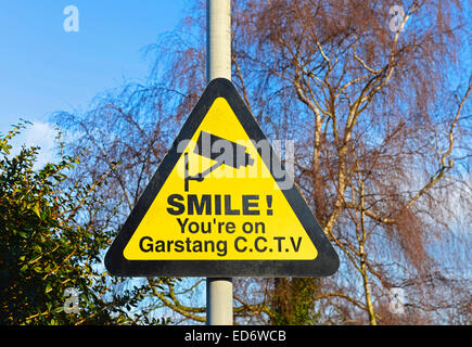 Zeichen: Lächeln, bist du auf Garstang CCTV, Lancashire, England uk Stockfoto