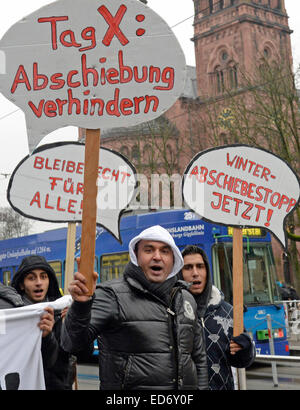 Flüchtlinge demonstrieren für Asyl in Freiburg, 6. Dezember 2014. 10, 2010 in Bad Krozingen Stockfoto