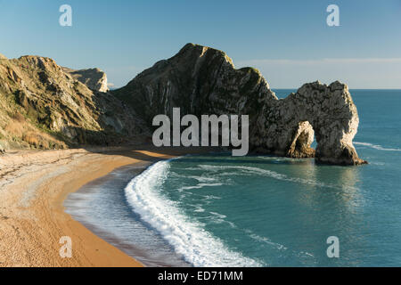 Durdle Door und Strand im späten Winter Sonne Stockfoto