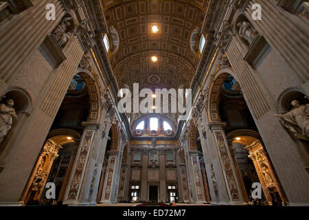 St. Peter Basilika Interieur im Vatikan Rom Italien Stockfoto