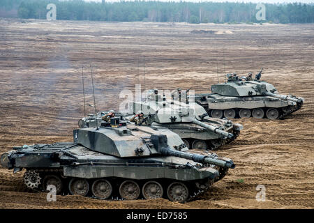 Challenger 2-Kampfpanzer der britischen Streitkräfte während der Übung Black Eagle in Polen. Stockfoto