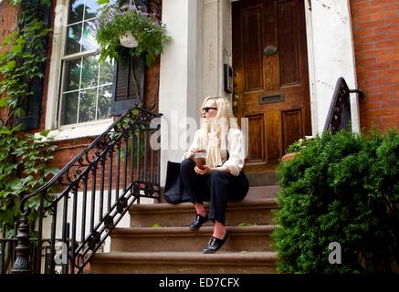 Tschechien geboren London ansässigen Schauspielerin Petra Bryant Posen im West Village, New York City mit: Petra Bryant Where: New York, Vereinigte Staaten von Amerika bei: 27. Juni 2014 Stockfoto