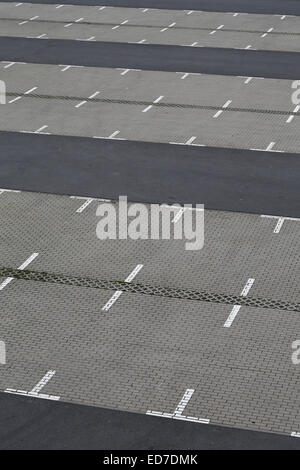 Leeren Parkplatz von oben gesehen Stockfoto