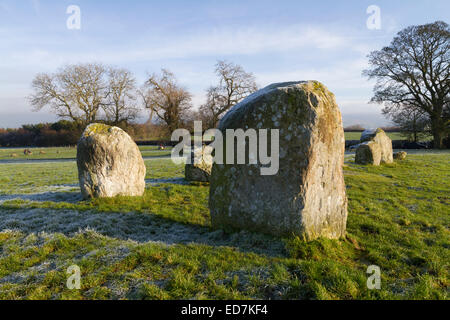 Die Bronzezeit Steinkreis von langen Meg und ihre Töchter an einem frostigen Wintertag Stockfoto
