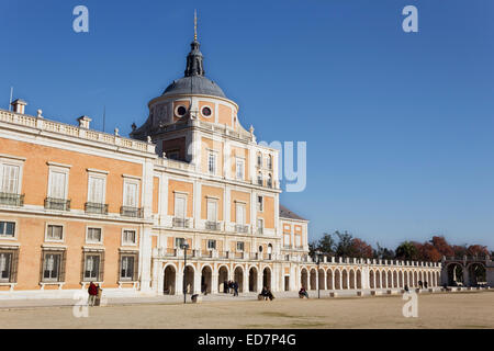 Der königliche Palast von Aranjuez.   Aranjuez, Gemeinschaft von Madrid, Spanien. Stockfoto
