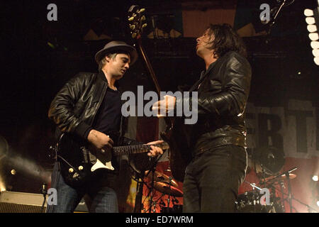 Die Libertines Höchstleistungen Barrowland Ballroom mit Glasgow: Pete Doherty, The Libertines Carl Barat Where: Glasgow, Schottland, Vereinigtes Königreich bei: 28. Juni 2014 Stockfoto