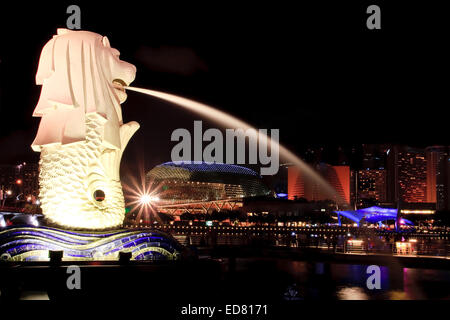 Singapur-Jan-23, ist Nahaufnahme von Merlion an der Marina Bay auf 23 Jan 2010.Merlion eine imaginäre Wesen mit dem Kopf eines Löwen und t Stockfoto