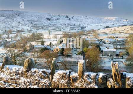 Burnsall Dorf am Fluß Wharfe in Wharfedale, The Yorkshire Dales, England. Stockfoto