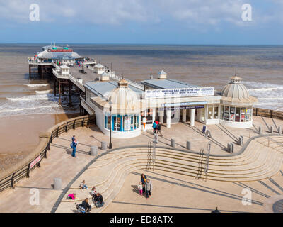 Der Pier und Pavillion Theatre in Cromer North Norfolk Stockfoto