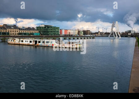 Schiffbruch im Osthafen Hafen, Berlin, Deutschland Stockfoto