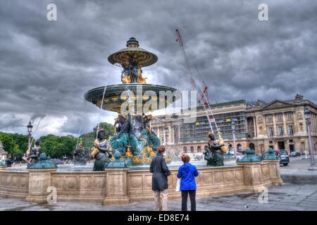 Der Brunnen des Flusses Handel und Schiffahrt, eines der zwei Fontaines De La Concorde (1840) Stockfoto