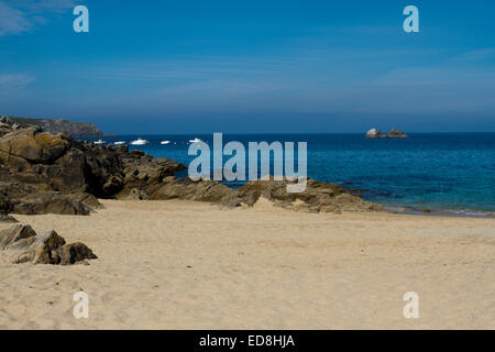 Pors Peron Strand am Cap Sizun im Finistère in der westlichen Bretagne Stockfoto