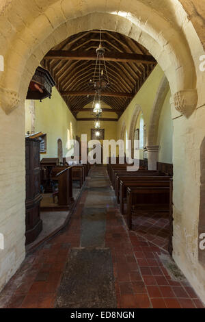 St Botolph der, sächsischen Kirche in West Sussex in der Nähe von Steyning, England. Stockfoto