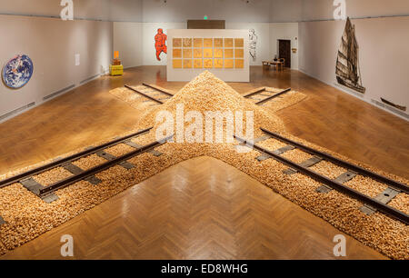 Chinesische Amerikanerin Hung Liu. Angebote-Ausstellung im Kunstmuseum Mills College. Stockfoto