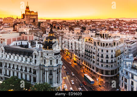 Panoramablick auf der Gran Vía, Madrid, Spanien. Stockfoto