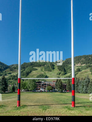 Rugby Union Feld und Beiträge. Aspen. Colorado. USA Stockfoto