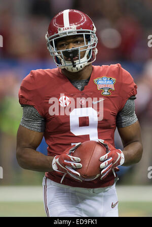 New Orleans, Louisiana, USA. 1. Januar 2015. Alabama Wide Receiver Amari Cooper (9) während der NCAA Football Spiel Action zwischen den Ohio State Buckeyes und der Alabama Crimson Tide im Mercedes-Benz Superdome in New Orleans, Louisiana. Ohio State besiegt Alabama 42-35. © Csm/Alamy Live-Nachrichten Stockfoto