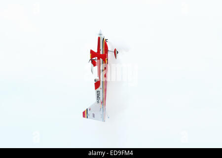 Hängen den Propeller. Ultimative 10-300 Modell Radio Steuern Flugzeug. BI-Flugzeug. Mitreißenden Karneval, Springfield Beckley Luft Stockfoto