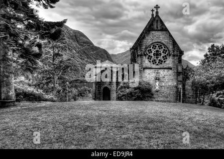St Mary und Finnan Kirche in Glenfinnan in den Highlands von Schottland sitzen am Loch Shiel Stockfoto