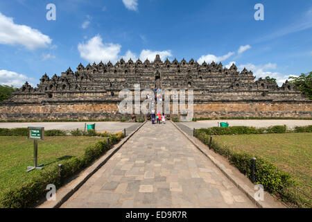 Borobodur, ein 9. Jahrhundert buddhistischer Tempel in Magelang, nahe Yogyakarta in Zentraljava, Indonesien. Stockfoto