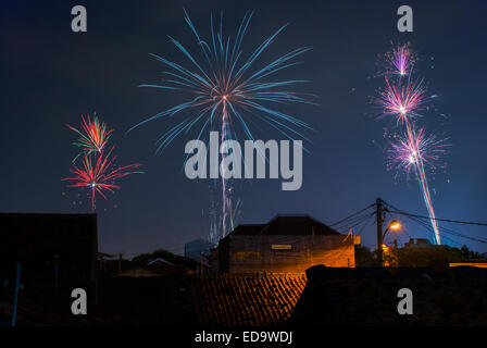 Feuerwerk in Jakarta s Himmel. Stockfoto