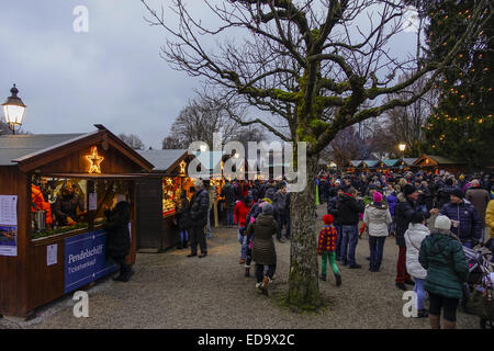 Weihnachtsmarkt in Rottach-Egern am Tegernsee, Bayern, Deutschland Stockfoto