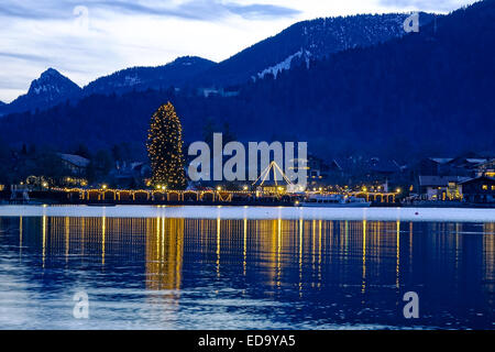 Weihnachtsmarkt in Rottach-Egern am Tegernsee, Bayern, Deutschland Stockfoto