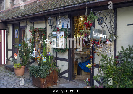 Weihnachtsmarkt Im Nürnberger Handwerkerhof, Nürnberg, Mittelfranken, Bayern, Deutschland, Europa Stockfoto