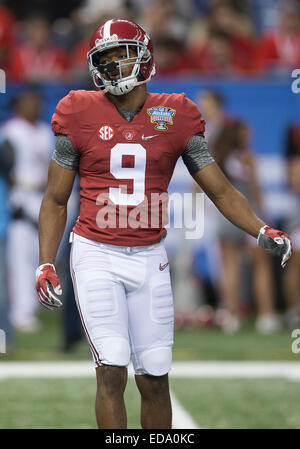 New Orleans, Louisiana, USA. 1. Januar 2015. Alabama Wide Receiver Amari Cooper (9) während der NCAA Football Spiel Action zwischen den Ohio State Buckeyes und der Alabama Crimson Tide im Mercedes-Benz Superdome in New Orleans, Louisiana. Ohio State besiegt Alabama 42-35. © Csm/Alamy Live-Nachrichten Stockfoto