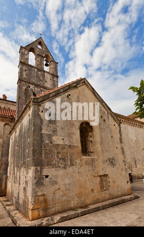 Saint John the Baptist Church (ca. XIII. Jh.) in Trogir, Kroatien. UNESCO-Welterbe der UNESCO Stockfoto