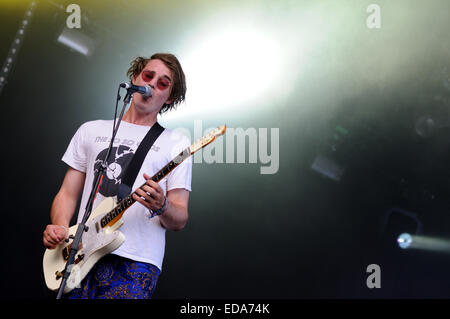 BENICASIM, Spanien - Juli 21: Palma Veilchen Band konzertante Aufführung beim FIB (Festival Internacional de Benicassim) 2013 Festival. Stockfoto