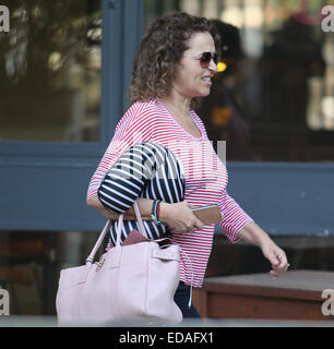 Nadia Sawalha außerhalb der ITV Studios Featuring: Nardia Sawalha wo: London, Vereinigtes Königreich bei: 2. Juli 2014 Stockfoto