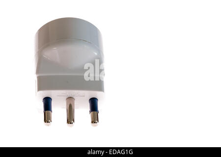 mit 16 Ampere Schuko italienischen Adapter mit Mittelstift Stockfoto