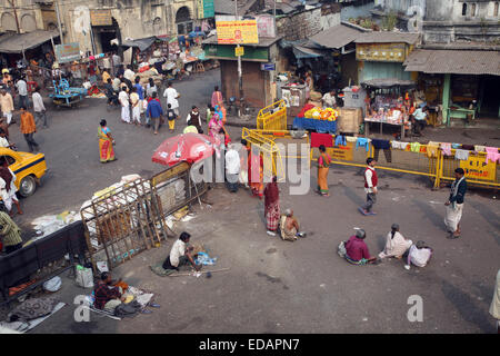 Bettler vor Nirmal, Hriday, Heimat für die Kranken und sterbenden bettelarm in Kolkata, Indien Stockfoto