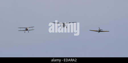 Gloster Gladiator, Westland Lysander und ein Meer-Orkan im Formationsflug Stockfoto