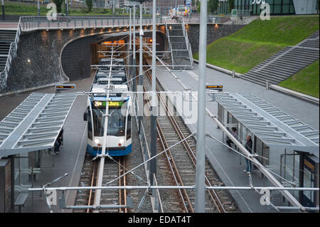 Haltestelle der Straßenbahn Linie 26 ausbauen, Amsterdam, Niederlande Stockfoto