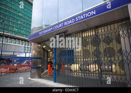 Tottenham Court Road u-Bahnstation, Sanierung auf das Segment der Northern Line der Londoner U-Bahn, London, UK Stockfoto