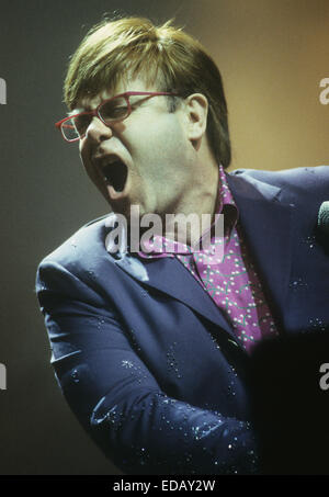 ELTON JOHN UK-Rock-Musiker im Jahr 1998 Stockfoto